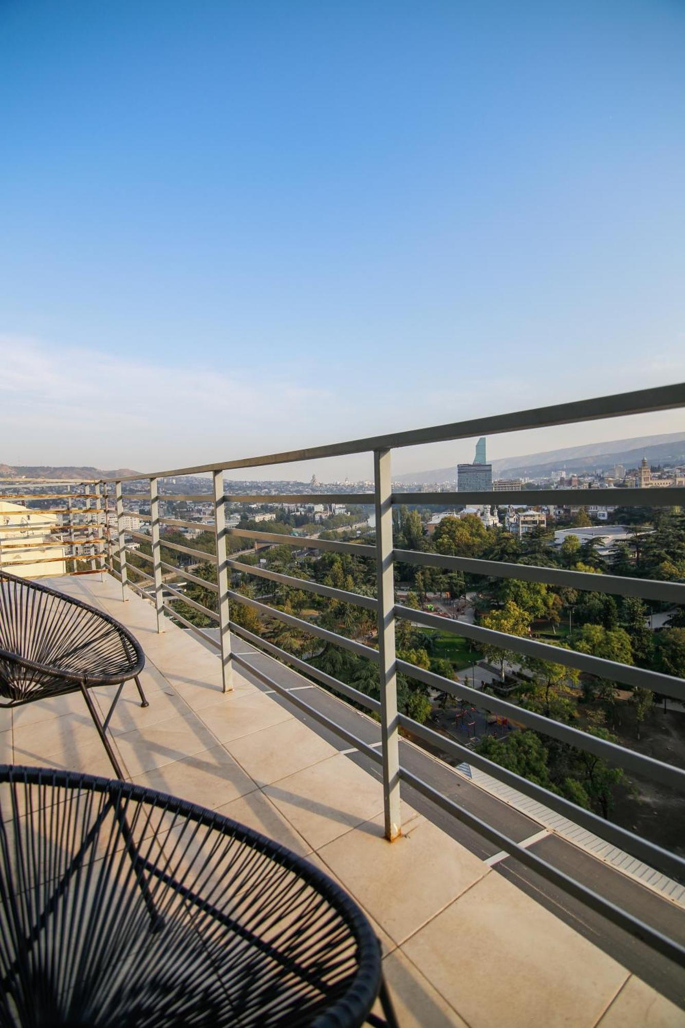 Panorama 360° Hotel Tbilisi Exterior photo